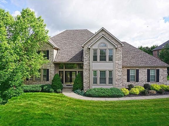 2nd image of 605 Adare Ct