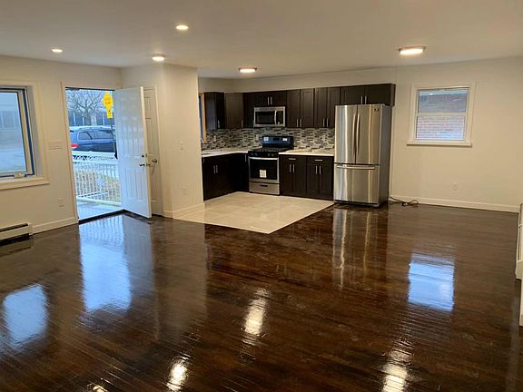 2nd image of 441 Buel Ave #1