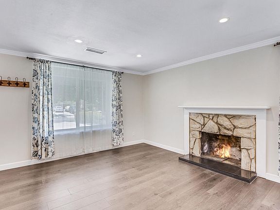 4th image of 546 S Darney Ave