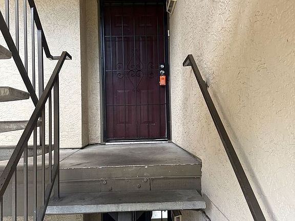 2nd image of 29591 Vanderbilt St APT 208