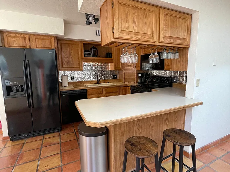 225 N Ashbury Ln — Photo 7