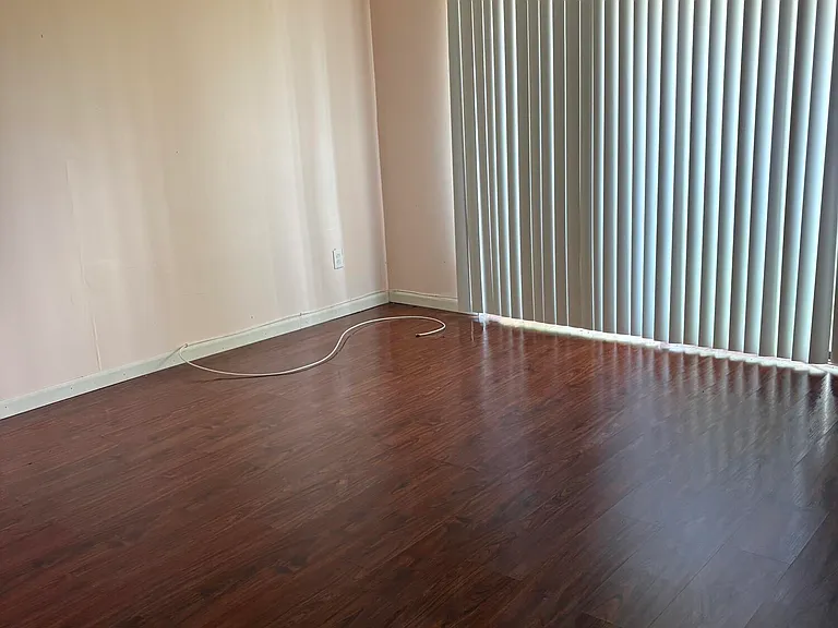610 NW 214th St #101 — Photo 16