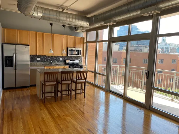 950 W Monroe St Unit 509, Chicago, IL 60607