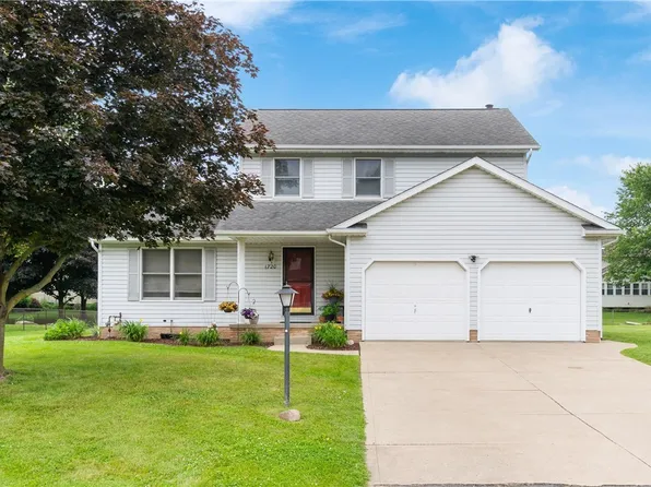 1720 Clearbrook Rd NW, Massillon, OH 44646