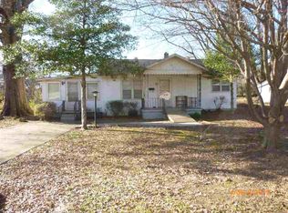 810 George St, Trenton, TN 38382
