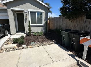 6200 Chavez Ct, Riverbank, CA 95367