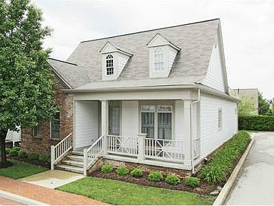 2nd image of 8180 Penn Pl