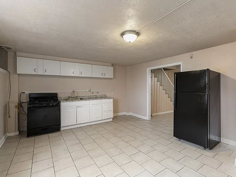 3902 Erdman Ave #1 — Photo 11