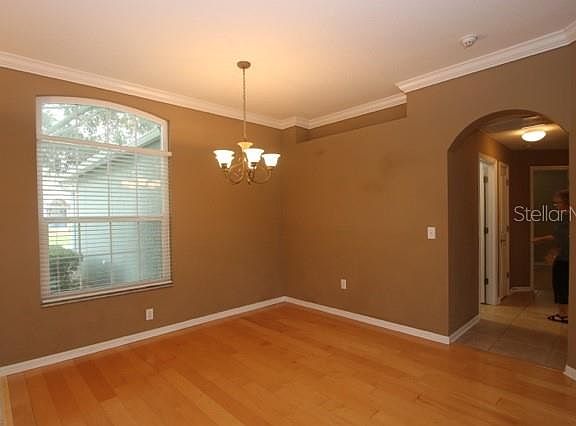 5th image of 2607 Valencia Grove Dr