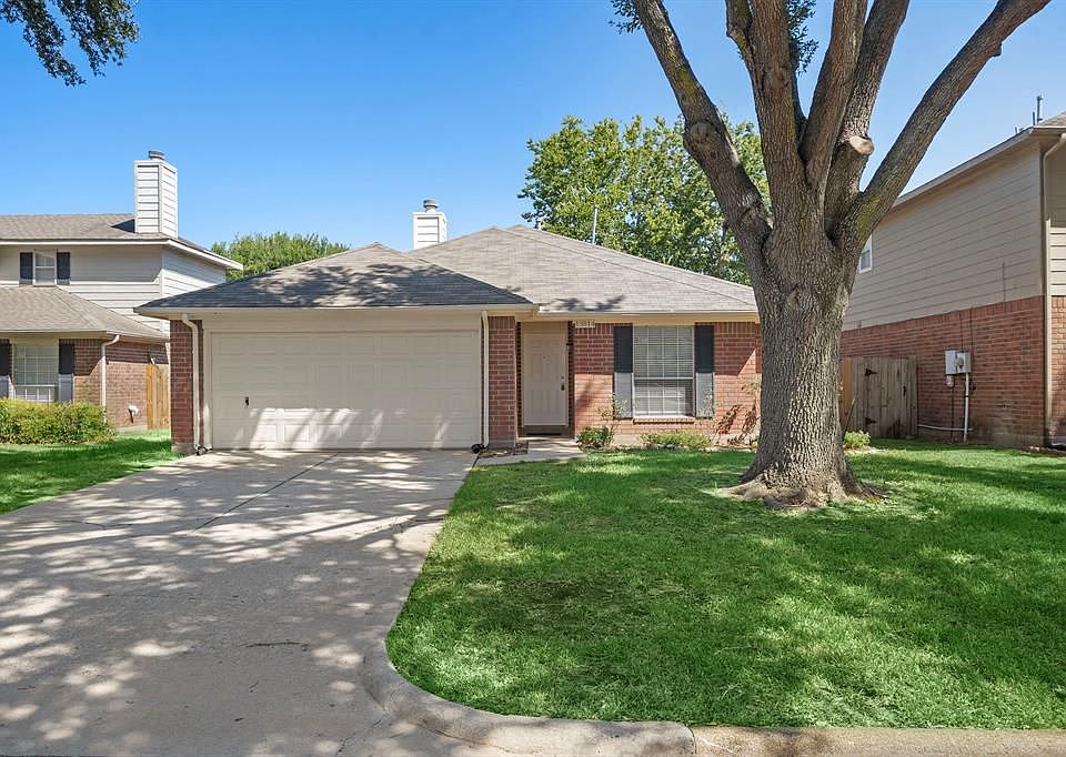 1st image of 13814 Cherry Hollow Ln