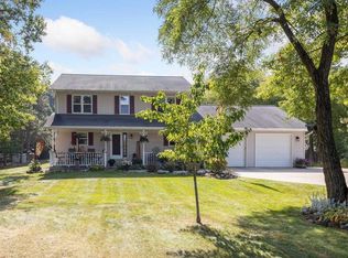 W6897 Pine Mead Ave, Shawano, WI 54166