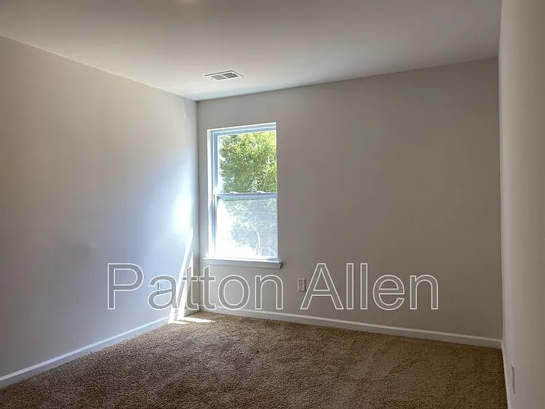 45 Hamrick Dr — Photo 13