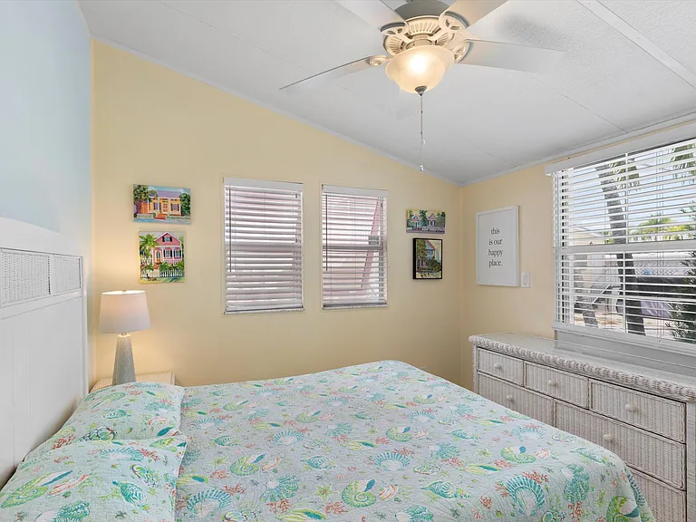 701 Spanish Main Dr #415 — Photo 20