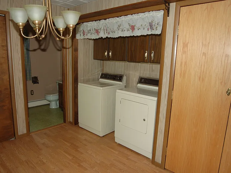 103 W Penn St — Photo 10
