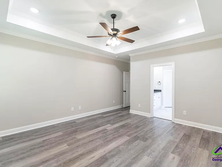 113 Garrett Ln — Photo 17