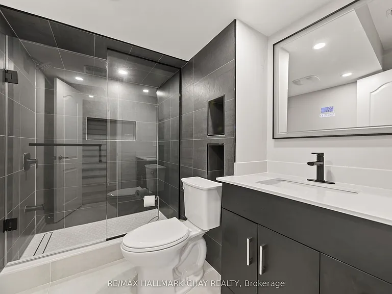 63 Janes Cres #BASEMENT — Photo 29