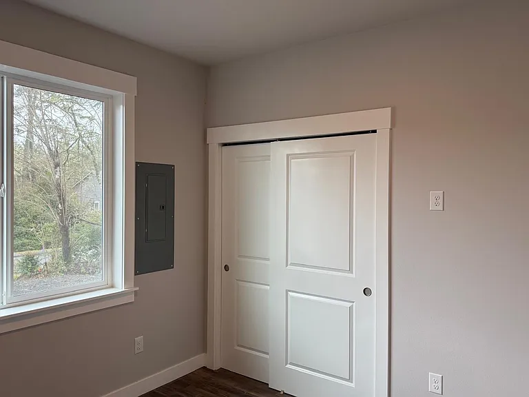 659 Sunset Ave NE #A — Photo 7
