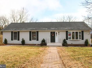 88 Cecelia St, Toms Brook, VA 22660