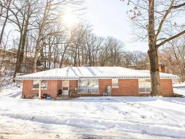 50 Smalling Ct, Belleville, IL 62223