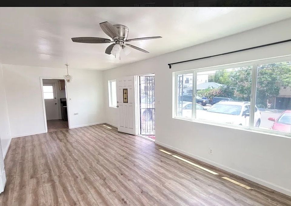 1st image of 3112 Keats St #3114