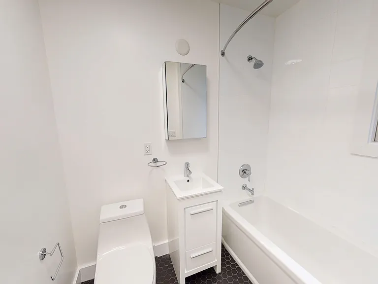 1472 Filbert Street — Photo 12