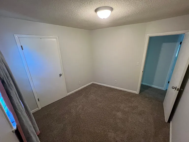 6533 Outer Lincoln Ave — Photo 12