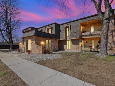 405 Old Stone Rd APT 6, Munster, IN, 46321