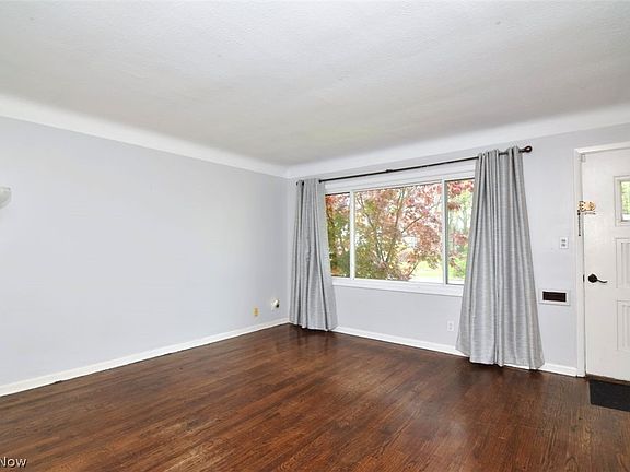 2nd image of 1098 Homestead Rd