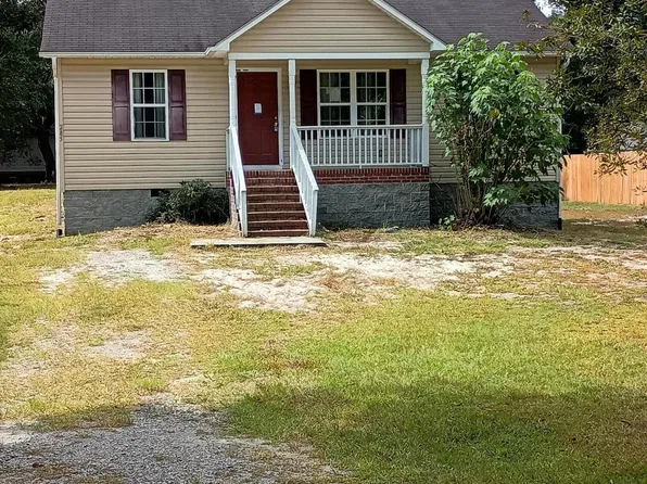 285 Walnut Road, Southport, NC 28461