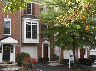 4138 Fairfax Center Creek Dr, Fairfax, VA 22030