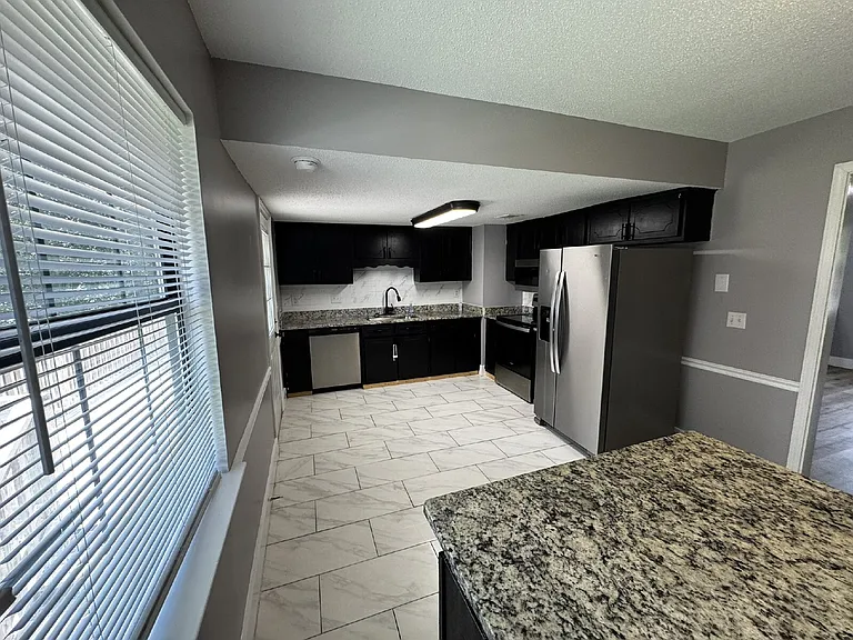 1035 Bacon Rd — Photo 3