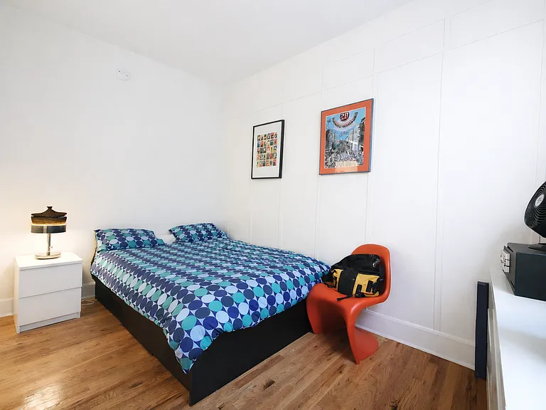 672 Saint Marks Ave #3R — Photo 4