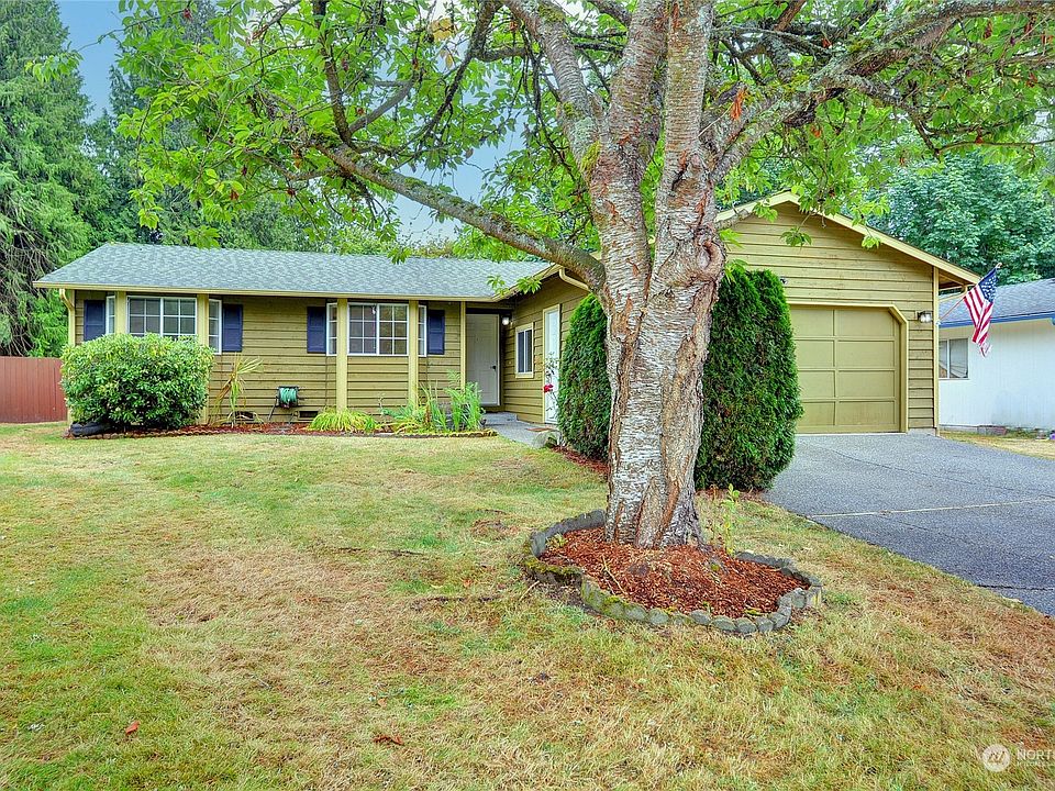 1st image of 8207 36th Avenue NE