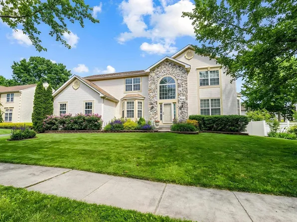 18 Thorobred Rd, Egg Harbor Township, NJ 08234