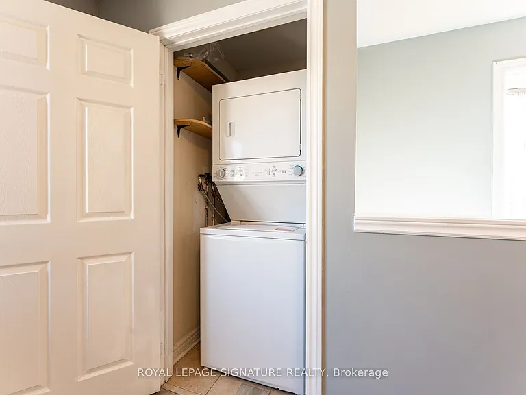 6 Innisvale Dr — Photo 10