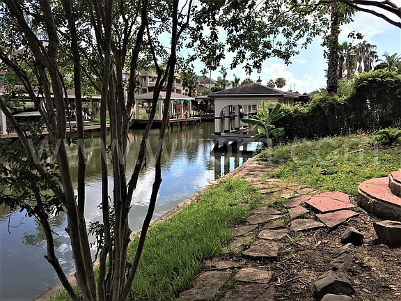 3rd image of 2542 Breaux Trce
