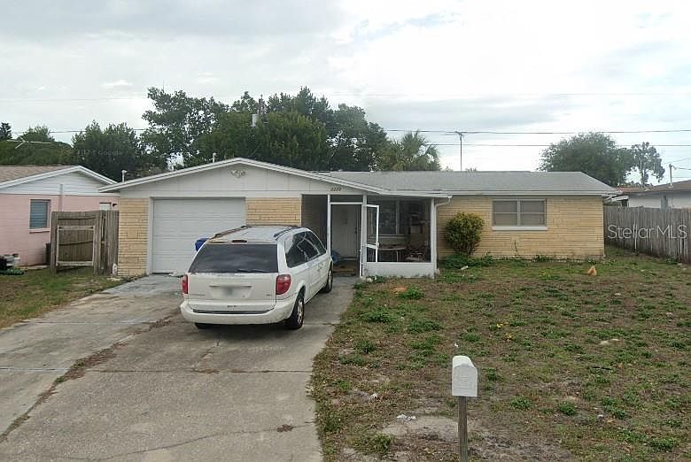 1st image of 2229 ROSELAWN DRIVE