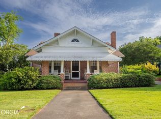 304 Forsyth St, Barnesville, GA 30204