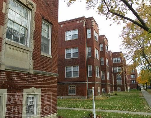 1st image of 1716 W Albion Ave APT 3F