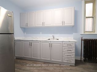 84 Simcoe St N #1, Oshawa, ON L1G 4S2