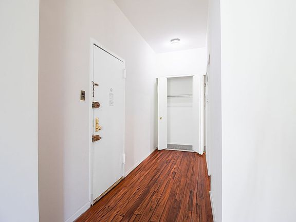 3rd image of 455 W 43rd St #3F
