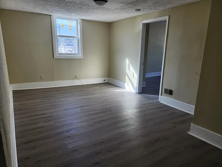 901 S Geddes St #2 — Photo 3