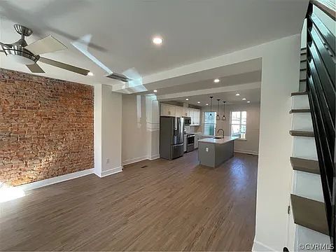 2nd image of 3116 Grayland Ave