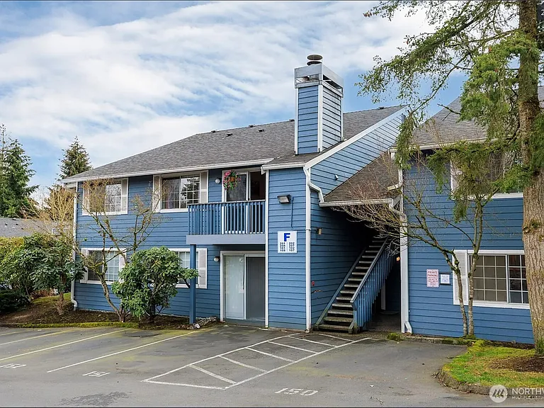 16817 Larch Way E #F201 — Photo 23