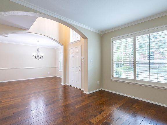 2nd image of 4416 Caledonia Creek Ln