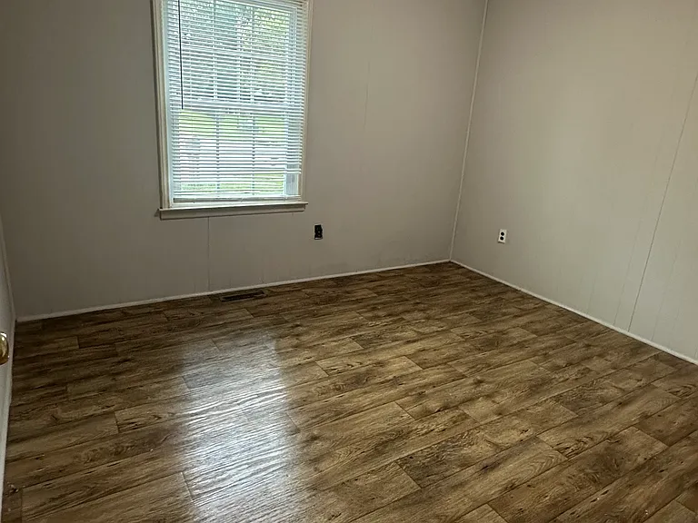 117 Loispaul Cir — Photo 7