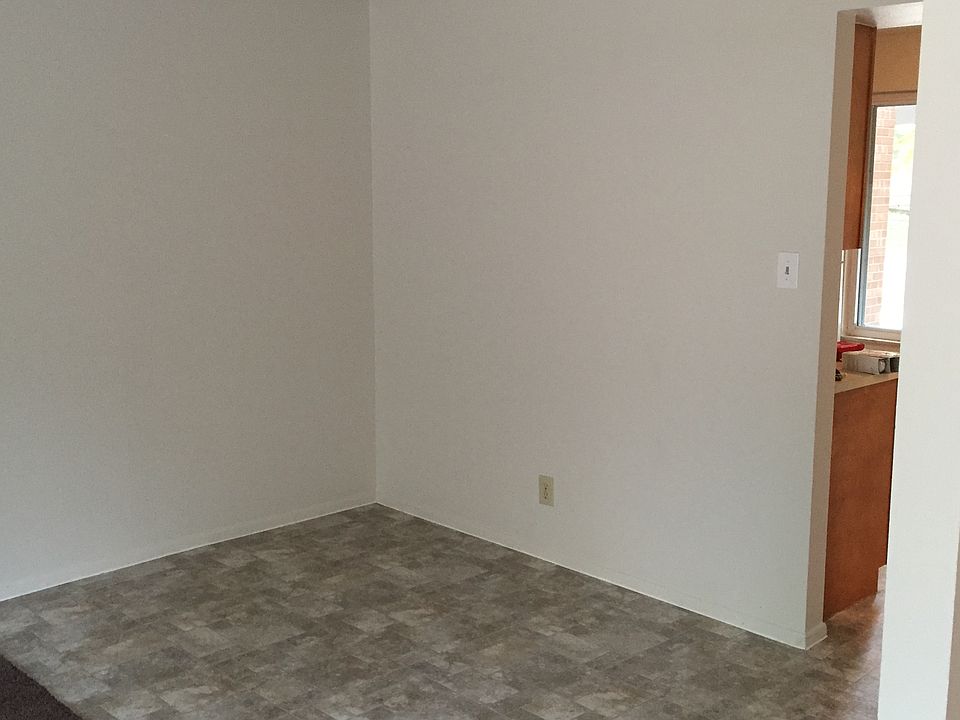 2nd image of 11672 Logan St
