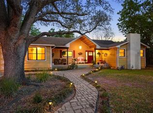 324 Center St, Lockhart, TX 78644