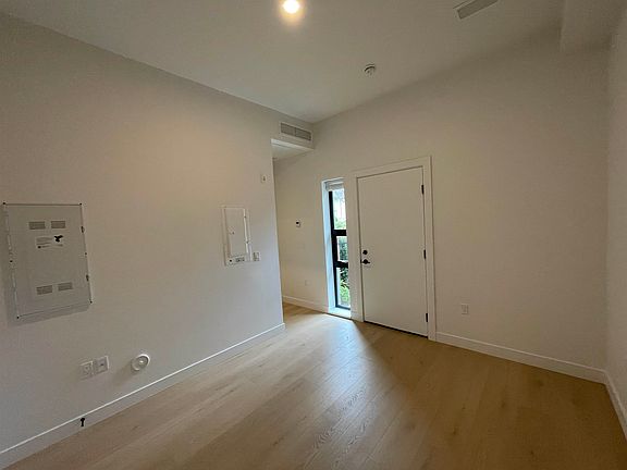 4th image of 8899 Spires Rd #Townhouse 18