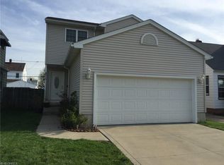 3015 Heresford Dr, Parma, OH 44134
